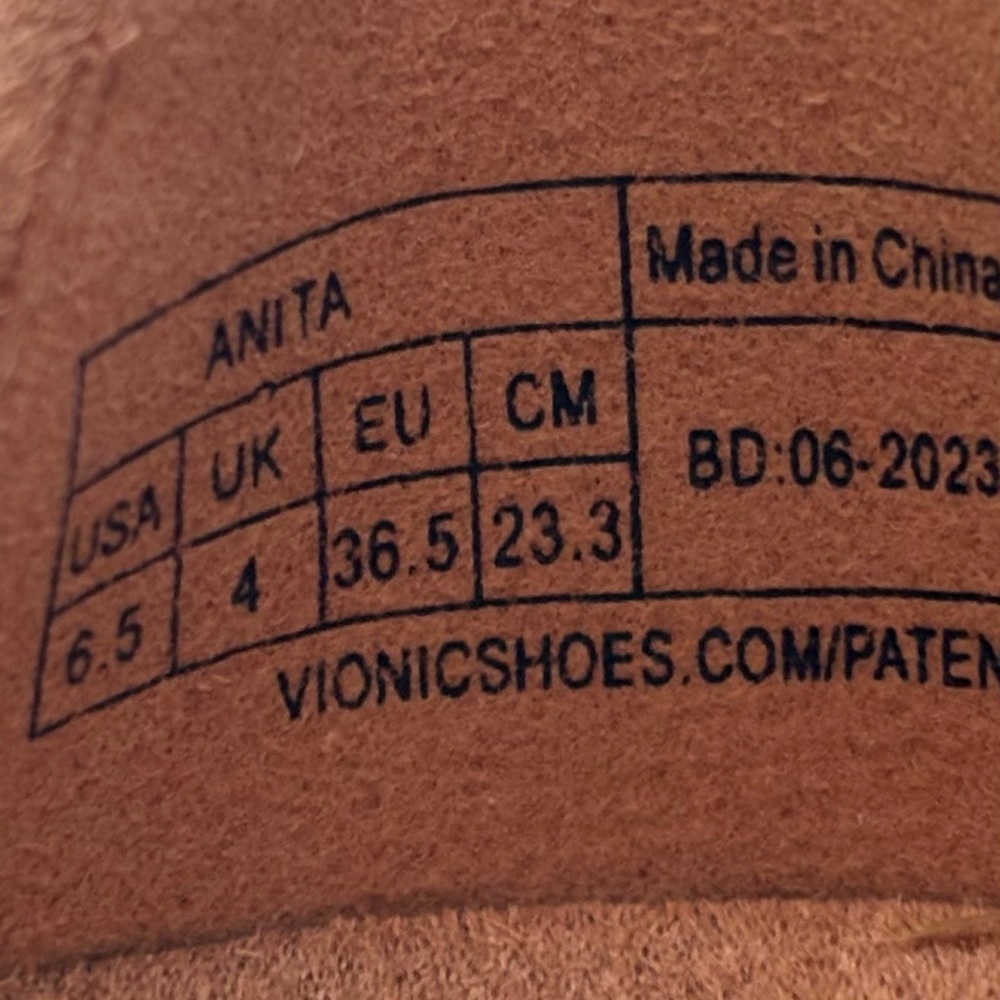Vionic Anita Women's Flats & Oxfords Crimson Crinkle Patent Size 6.5 - Picture 11 of 13